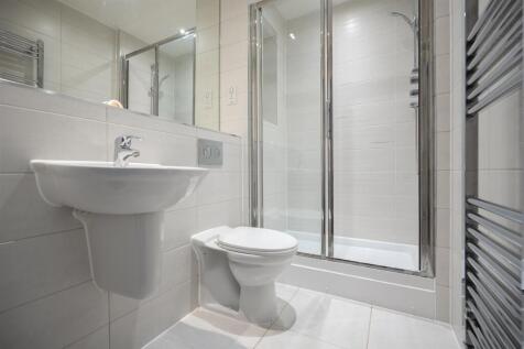 Bedroom 1 En Suite