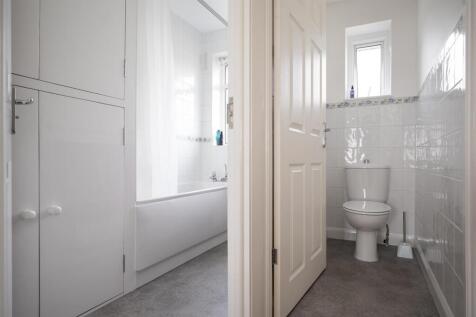 Bathroom / WC