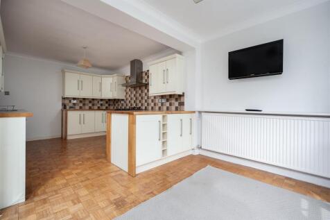 Dining Room/Kitchen