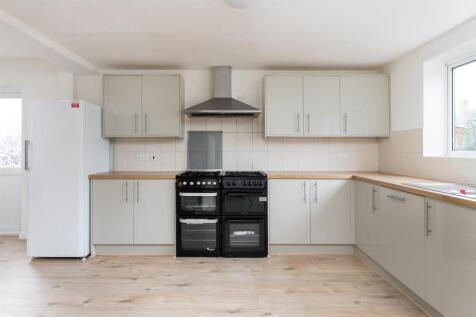 Kitchen / Breakfast Room