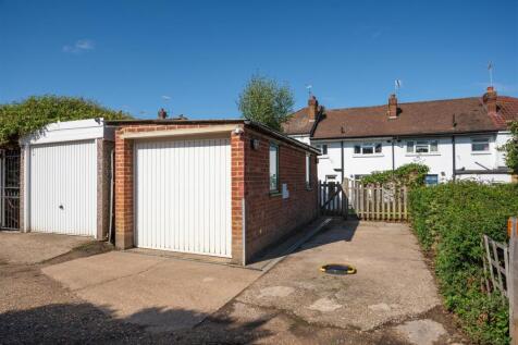 Garage/Parking