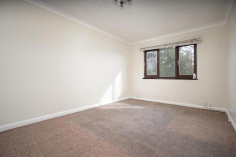 Studio Room