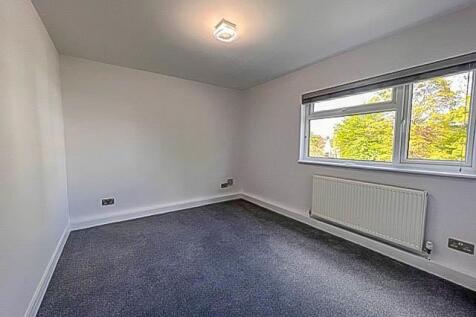 Bedroom 1 - Copy.jpg