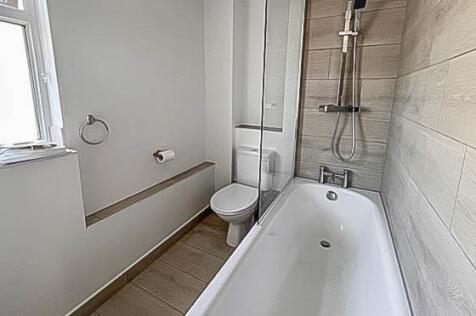Bathroom - Copy.jpg