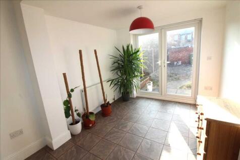 BREAKFAST ROOM