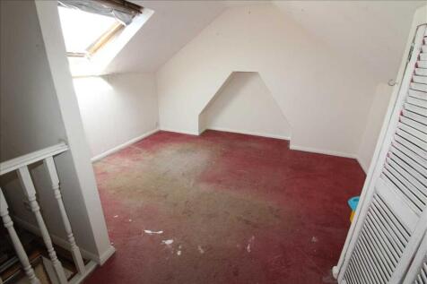 LOFT ROOM