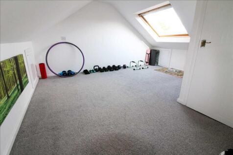 LOFT ROOM
