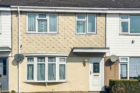 THREE BEDROOM TERRACED HOUSE TO RENT
