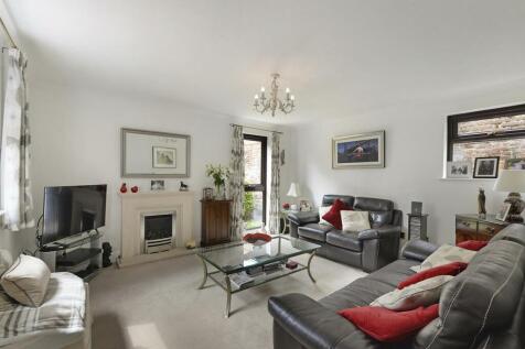 204Tonbridge04.jpg