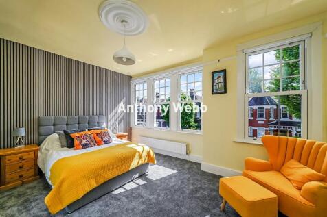 Main bedroom