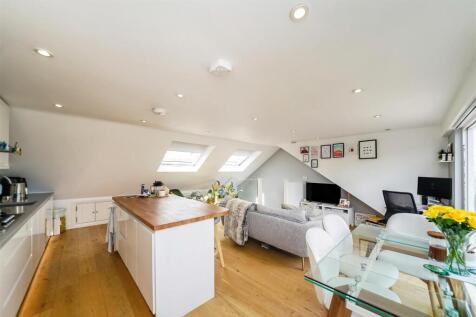 Kitchen / living area