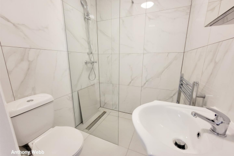 Shower Room.png