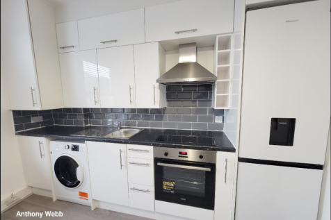Kitchen.PNG