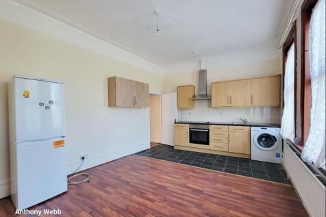living kitchen space