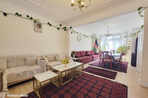 Through Lounge