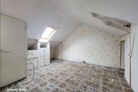 Loft room.