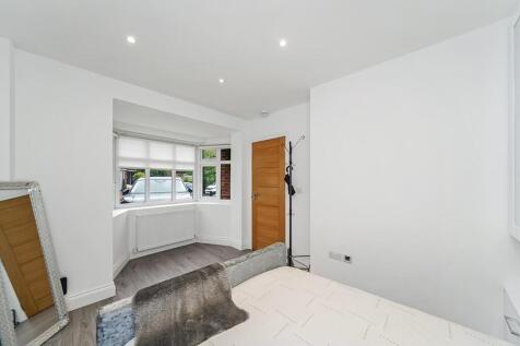 Ground Bedroom