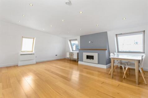 Living/dining space