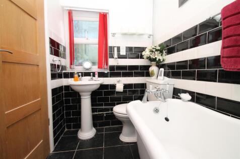 Ground floor bathroom