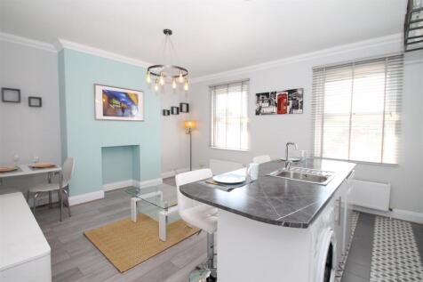 Kitchen / Living Room