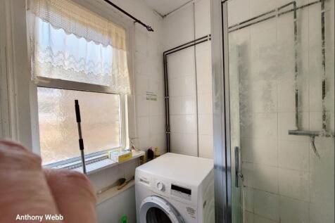 communal Shower room