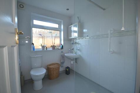 Annex Bathroom