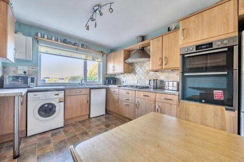 Kitchen breakfast room