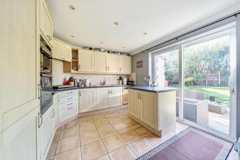 Kitchen breakfast room