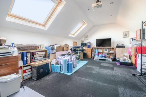 Bedroom 4/studio/cinema room