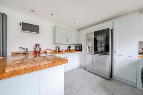 Kitchen / Breakfast Room