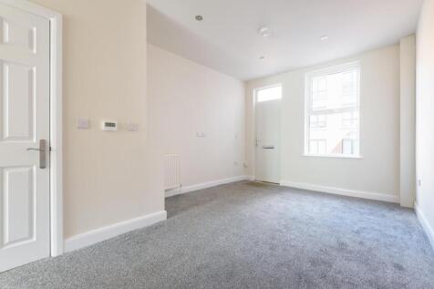Living Room .jpg