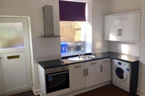Heavygate Road 211 kitchen.jpg