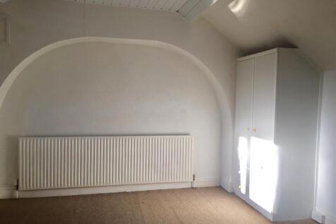 Heavygate Road 211 bedroom.jpg
