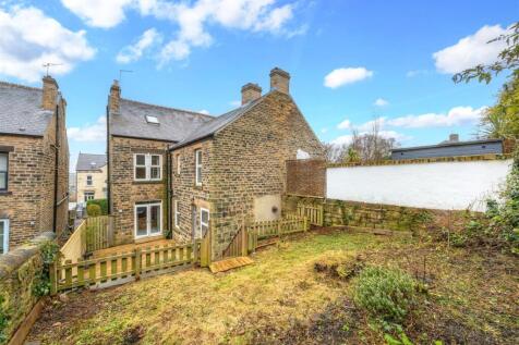 Rear Garden 3.jpg