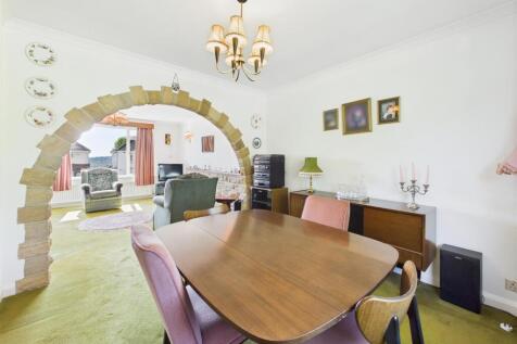 dining room.jpg