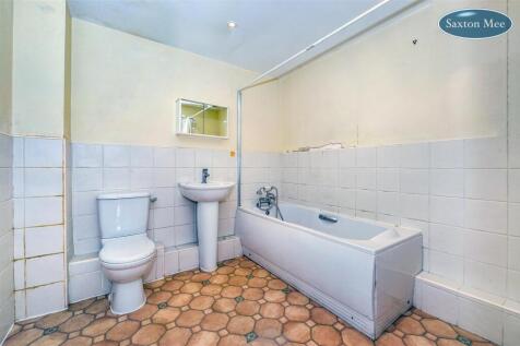 bath 1 a b.jpg