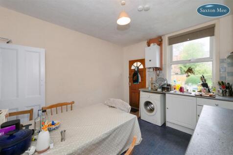 kitchen 0052.jpg