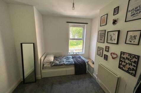 Bedroom.jpg