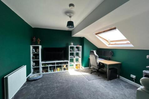 Attic Bedroom.jpg