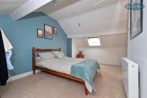 150 lydgate lane - bedroom3 768.jpg
