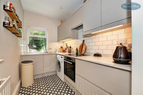 9 Tasker Road, S10 1UY - kitchen 850.jpg