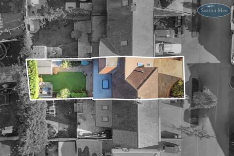 54 Stanwood Crescent - boundary.jpg