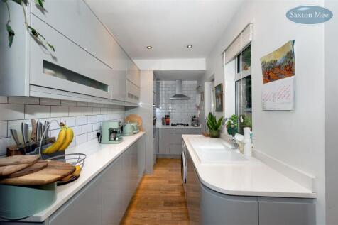 428 Springvale Rd - kitchen 3007.jpg