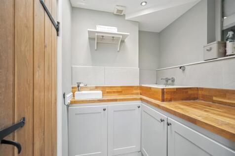 Saxton Mee Derwent Farm House 0103.jpg