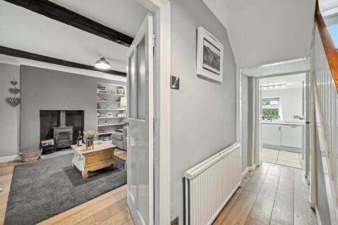 Saxton Mee The Gables 0025 - Copy.jpg