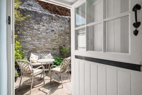 Saxton Mee Stone Cottage -0055.jpg