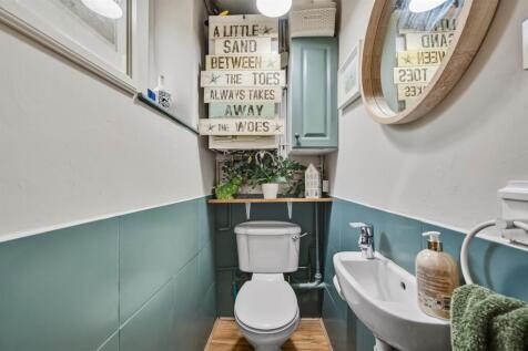 Saxton Mee 2 Whitecross Avenue 406.jpg
