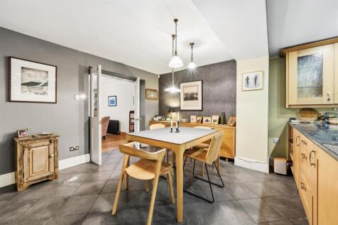 Saxton Mee Summer Villa 0069.jpg