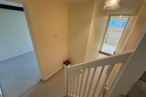 1st Floor Landing.jpg