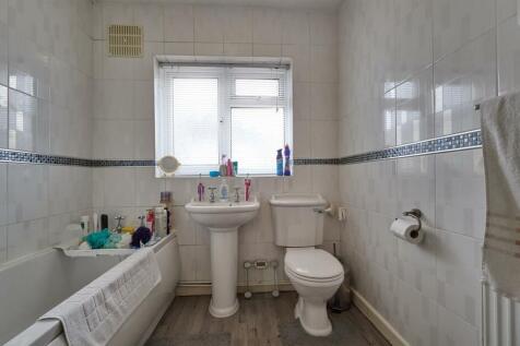 Refitted Family bathroom